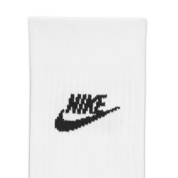 Nike Sportswear Everyday Essential