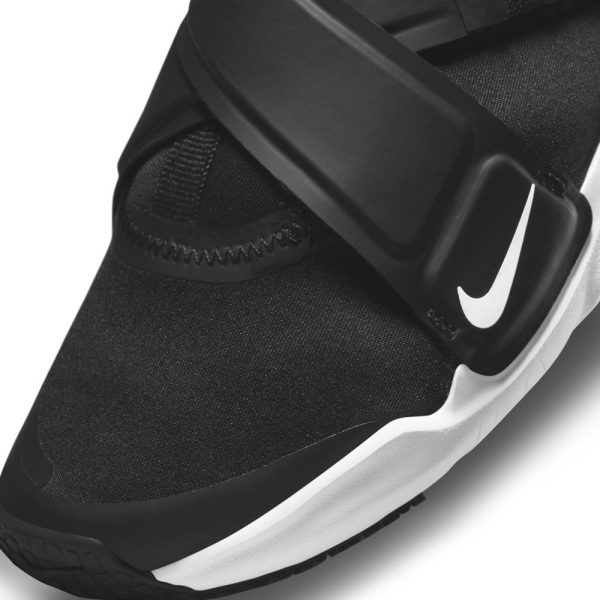 Nike Koemi – Image 10