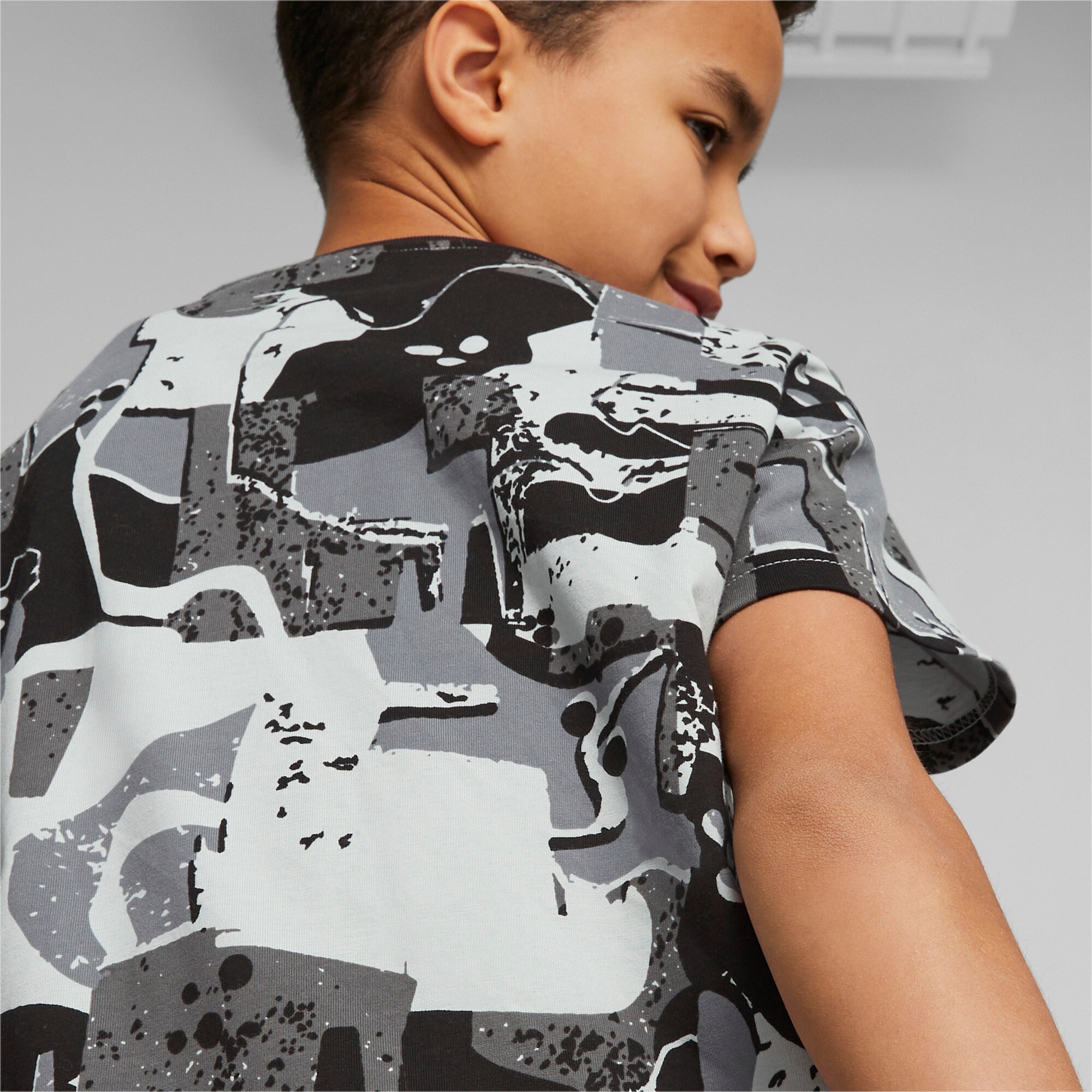 T-Shirt Essentials+ Street Art Printed – Image 2