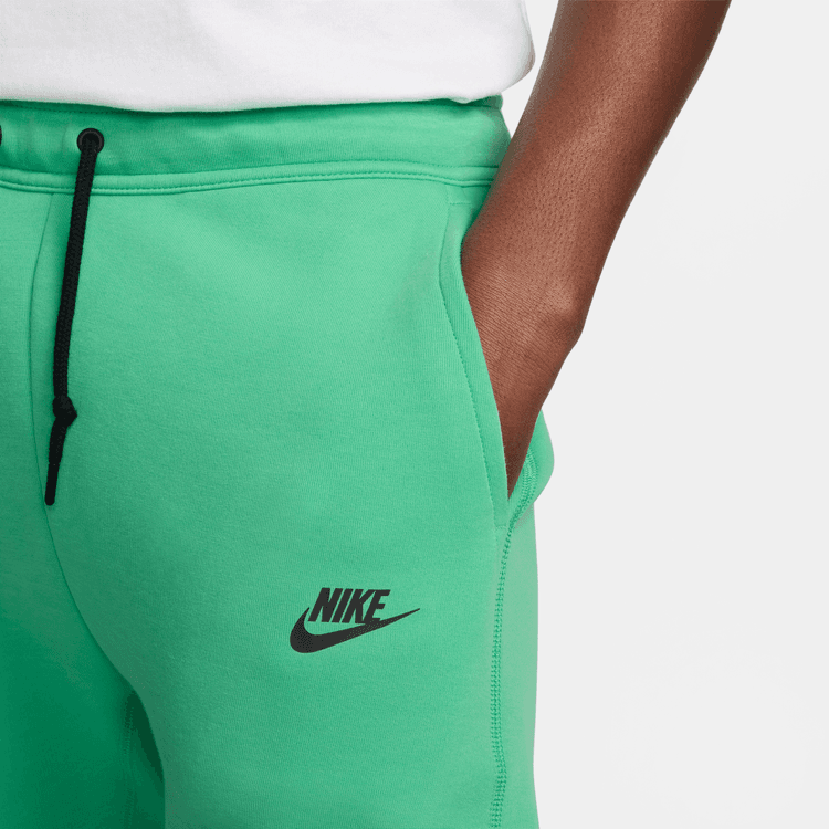 Pantalon de survêtement Nike Tech Fleece – Image 4
