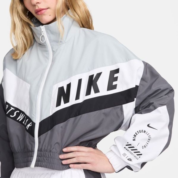 Nike Sportswear – Image 4