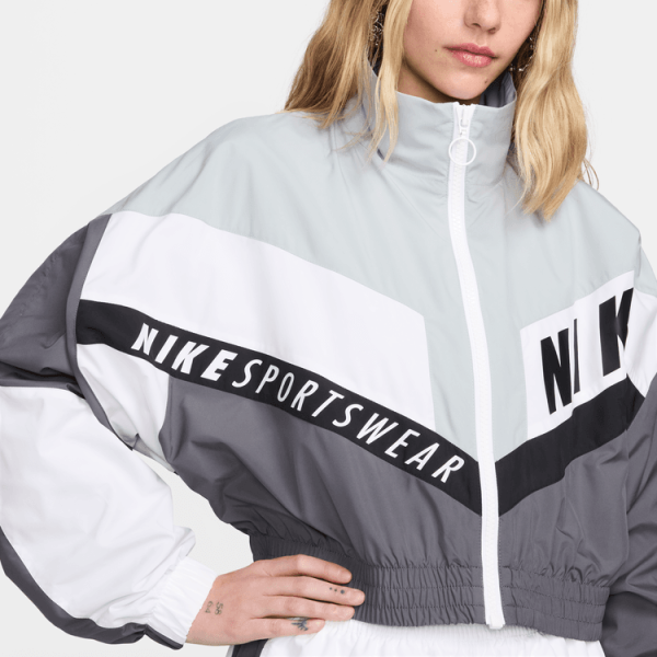 Nike Sportswear – Image 5