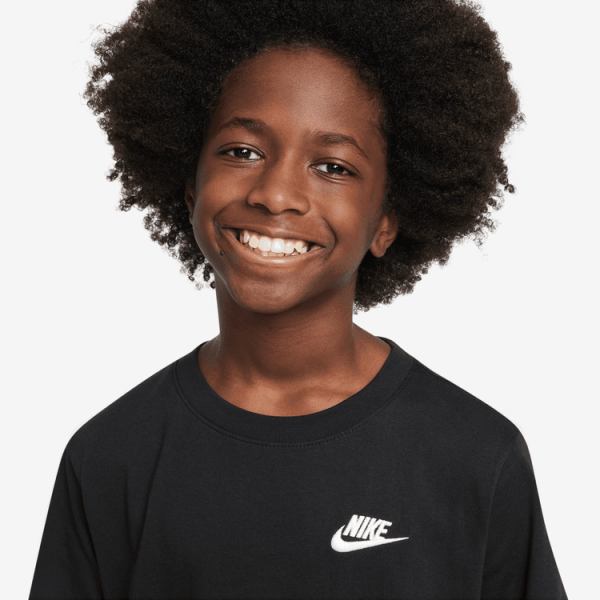 Nike Sportswear – Image 6