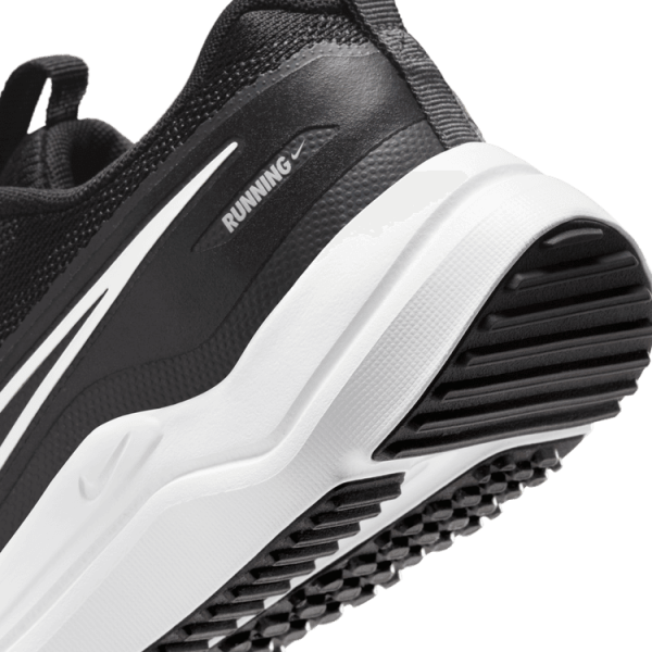 Nike Cosmic Runner – Image 8