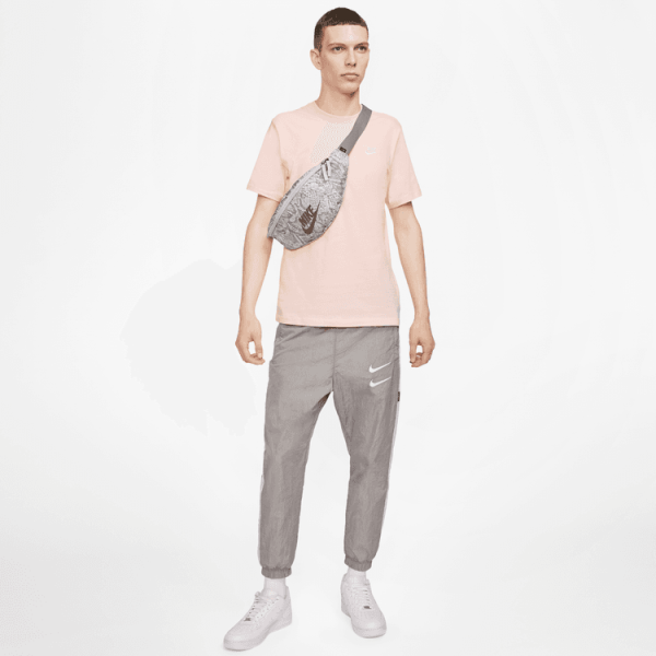 T-shirt Nike Sportswear Club – Image 4