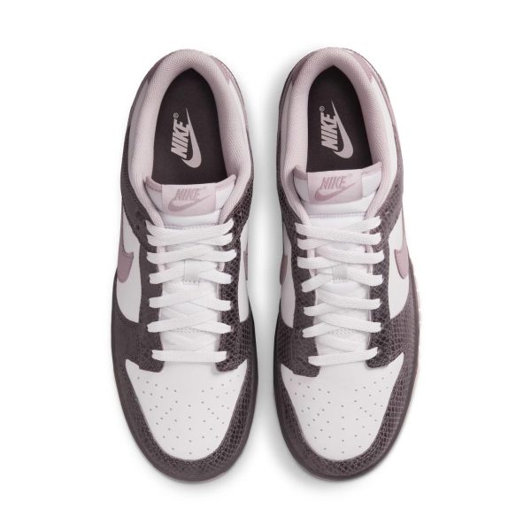 Nike Dunk Low SE – Image 2