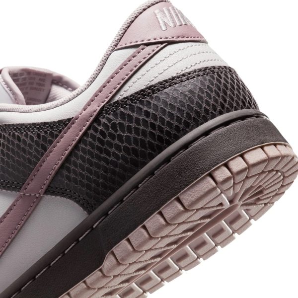 Nike Dunk Low SE – Image 5