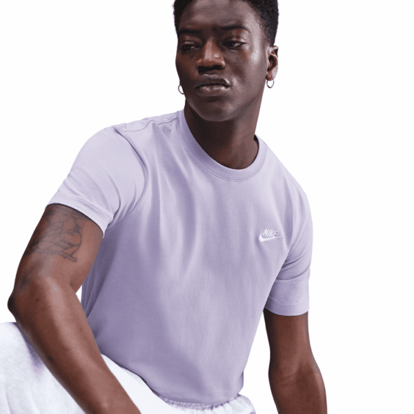 T-shirt Nike Sportswear Club – Image 2