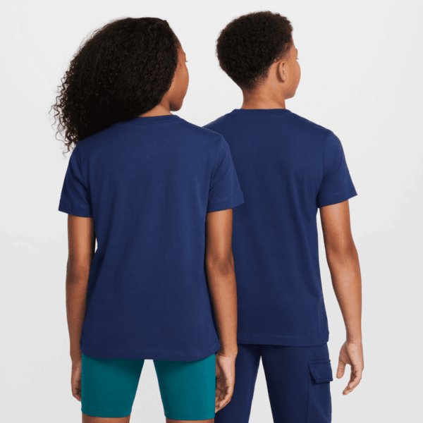 T-shirt Nike Sportswear – Image 2