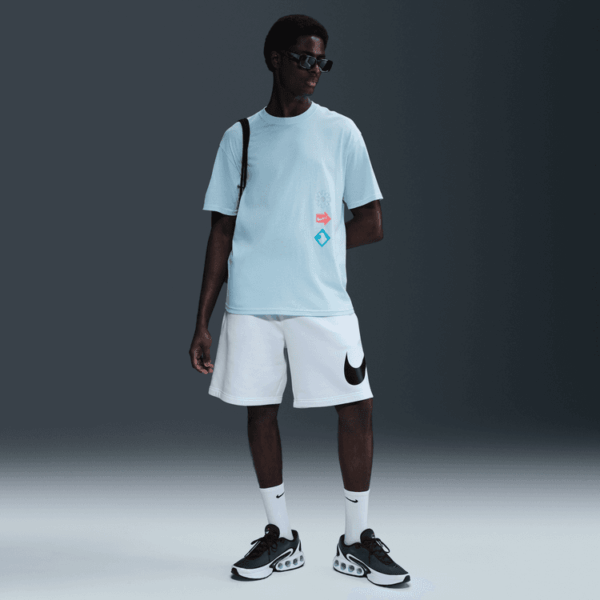 T-shirt Nike Sportswear – Image 2