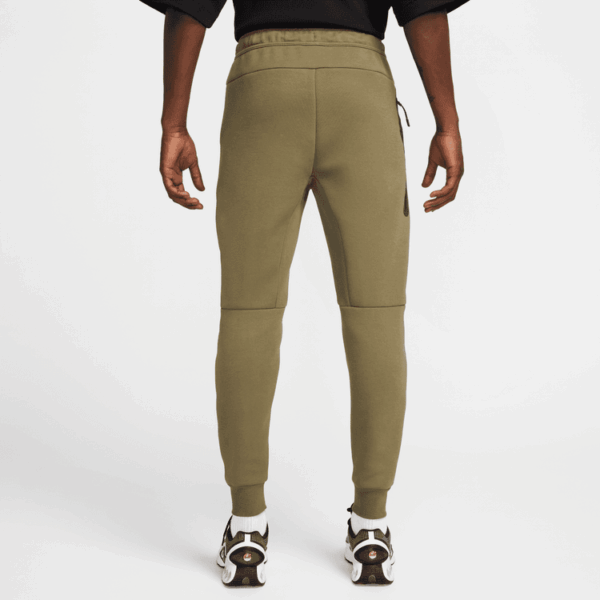 Nike Tech – Image 2