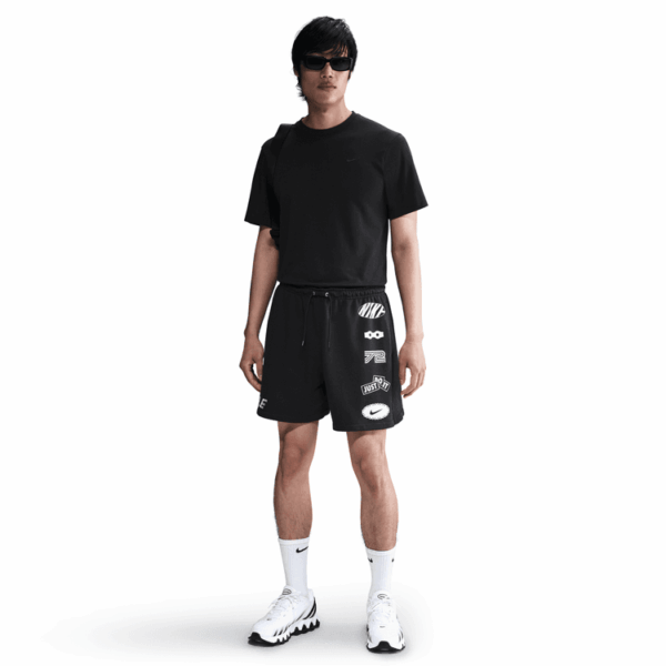Short Nike Club