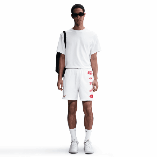 Short Nike Club