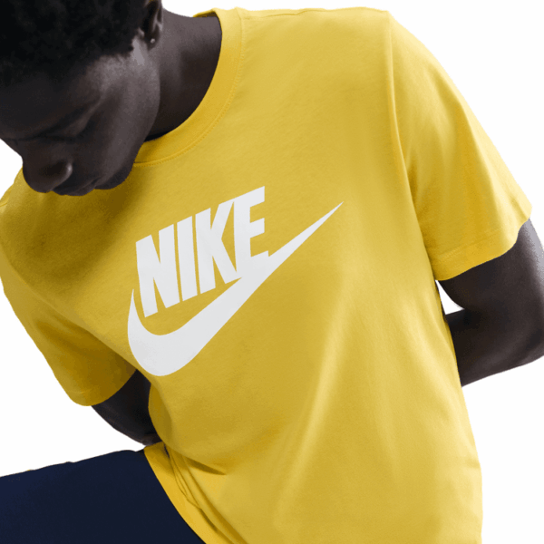 T-shirt Nike Sportswear Club – Image 4